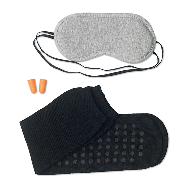 Includes eye mask ● ear plugs ● socks.