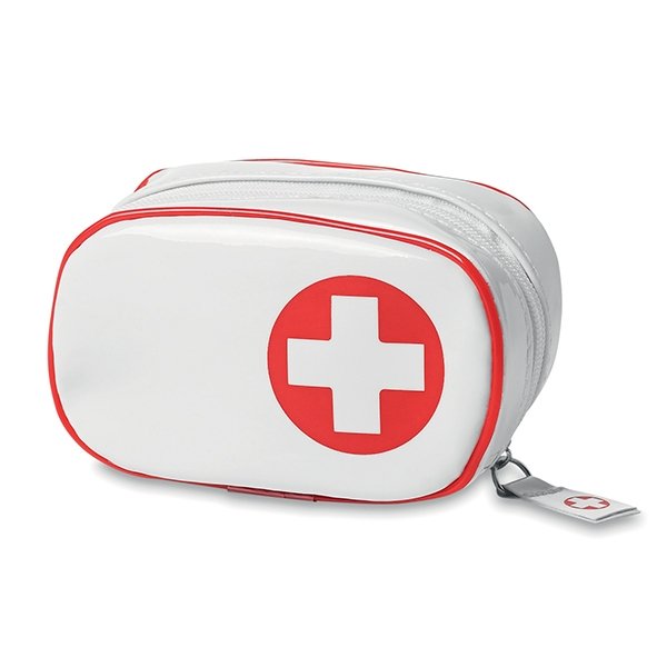 Scissors ● 3 pad bandages ● 1 roll of cotton ● 2 cleaning tissues ● 5 adhesive bandages ● 1 roll of tape ● 6 cotton ear buds.